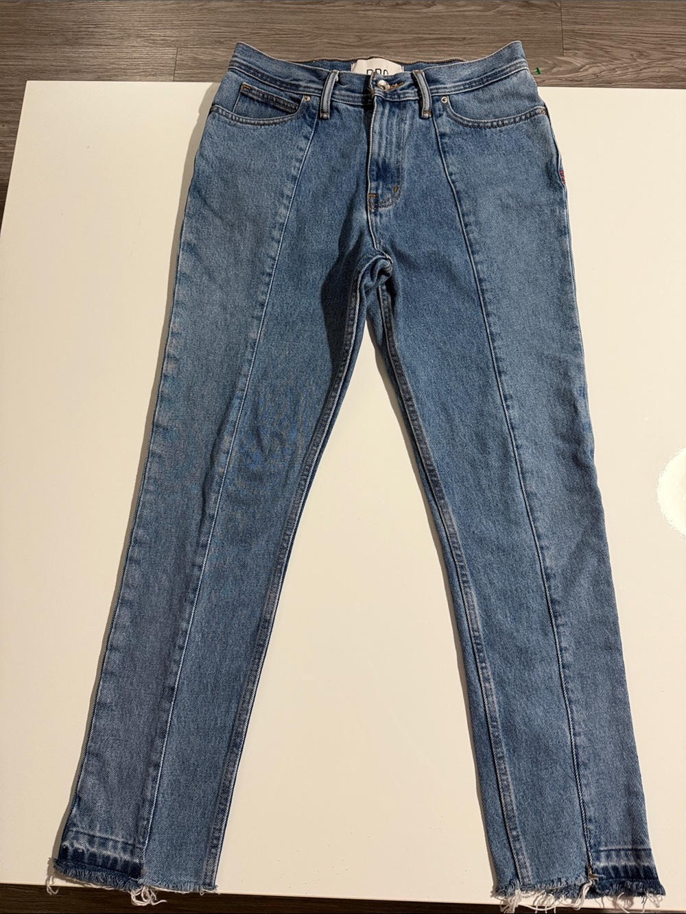 Urban Outfitters BDG Dad Slim Tapered Jeans 30/32 Blue Denim High Waist Bottoms